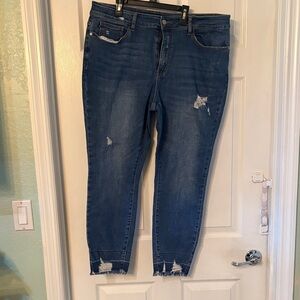 Classic Blue Distressed Women's Judy Blue Jeans-size 20W